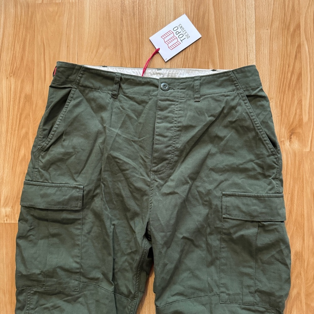NWT- Topo Designs Cargo Pants- Hike/ Climb- Cargo Army Green- Men’s XL